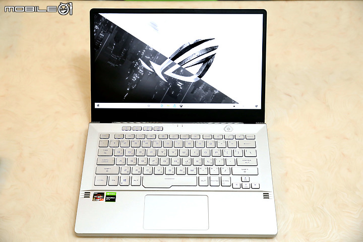 點我看大圖 辦公室疾白新勢力崛起 ROG Zephyrus G14 (AMD 4800HS + GTX1660Ti-MaxQ)