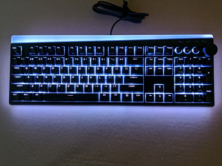 手感與C/P值都是超高 irocks K71M RGB 開箱