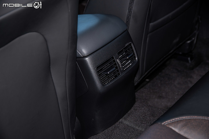 新年式 Mazda 3 五門旗艦進化型試駕 新色亮眼,配備新增更是重點!