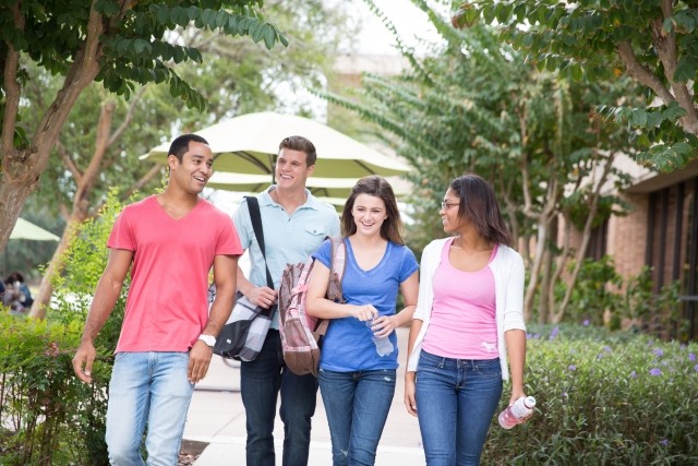 免費線上國際討論會「海外生活與進修」Online Global Discussion - Living & Studying Abroad【ages 14~25】(全英語)