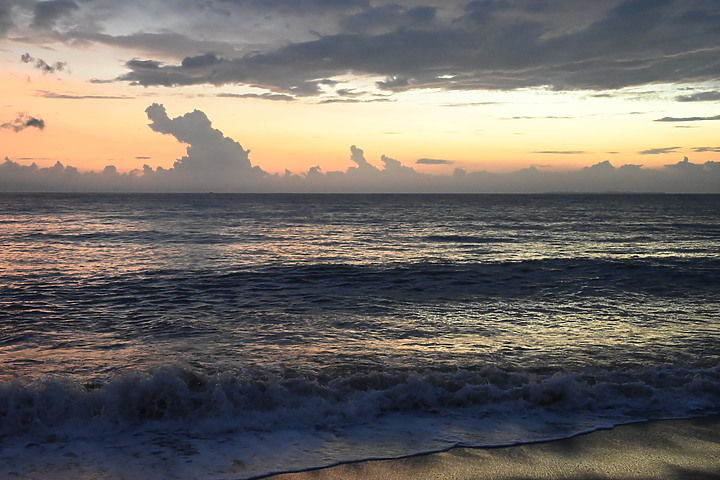 Nikon Z5開箱：枋山拍彩虹、夕陽、黃昏、小琉球、歸鳥與浪花。