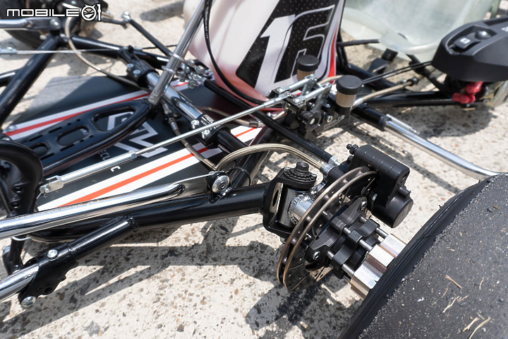 【採訪】F1車手聯名款新車,桃園大魯閣卡丁車場發表Charles Leclerc全新車架!