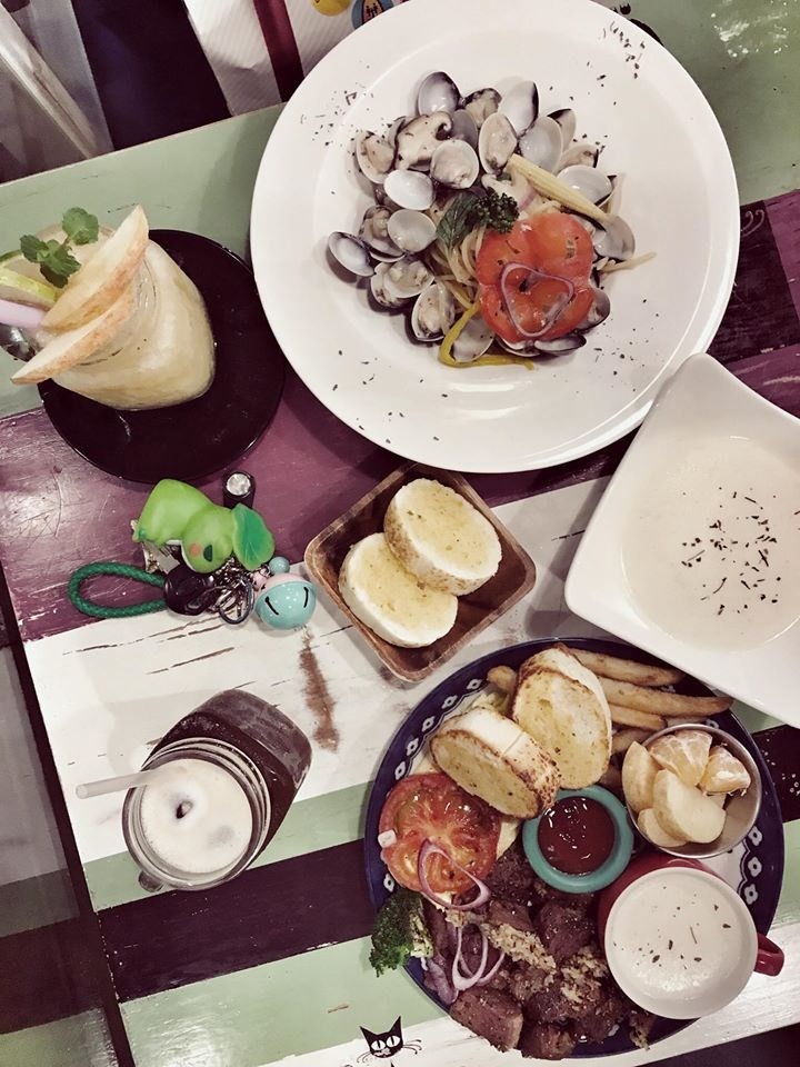 【台中|食記】5間貓咪餐廳大集合,貓奴們要失控啦