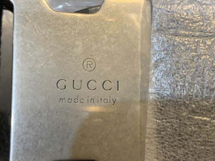 「開箱」GUCCI黑色帶綠紅側背包 & 黑色logo Tee