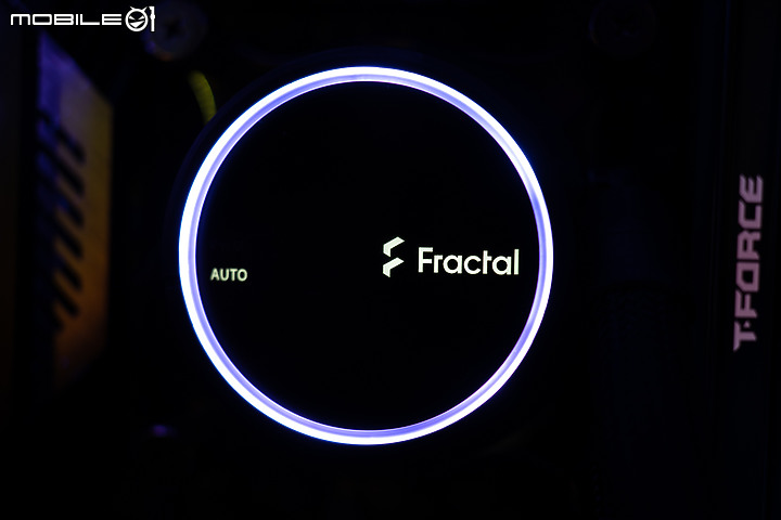 來自北歐寒流的高性能冷卻 Fractal Design Celsius+ S24 Prisma