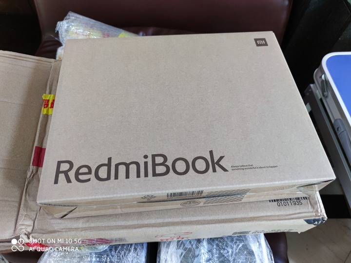 也來隨意開箱 RedmiBook 14 二代