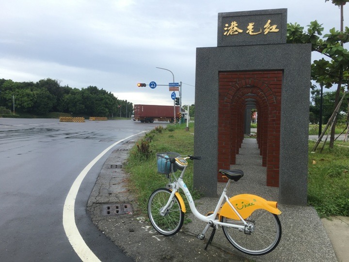 踩著YouBike2.0遊港仔墘(小港)