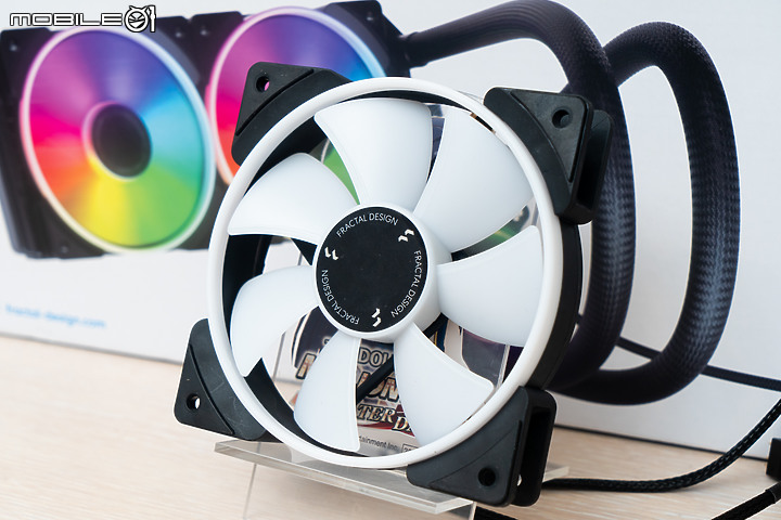來自北歐寒流的高性能冷卻 Fractal Design Celsius+ S24 Prisma