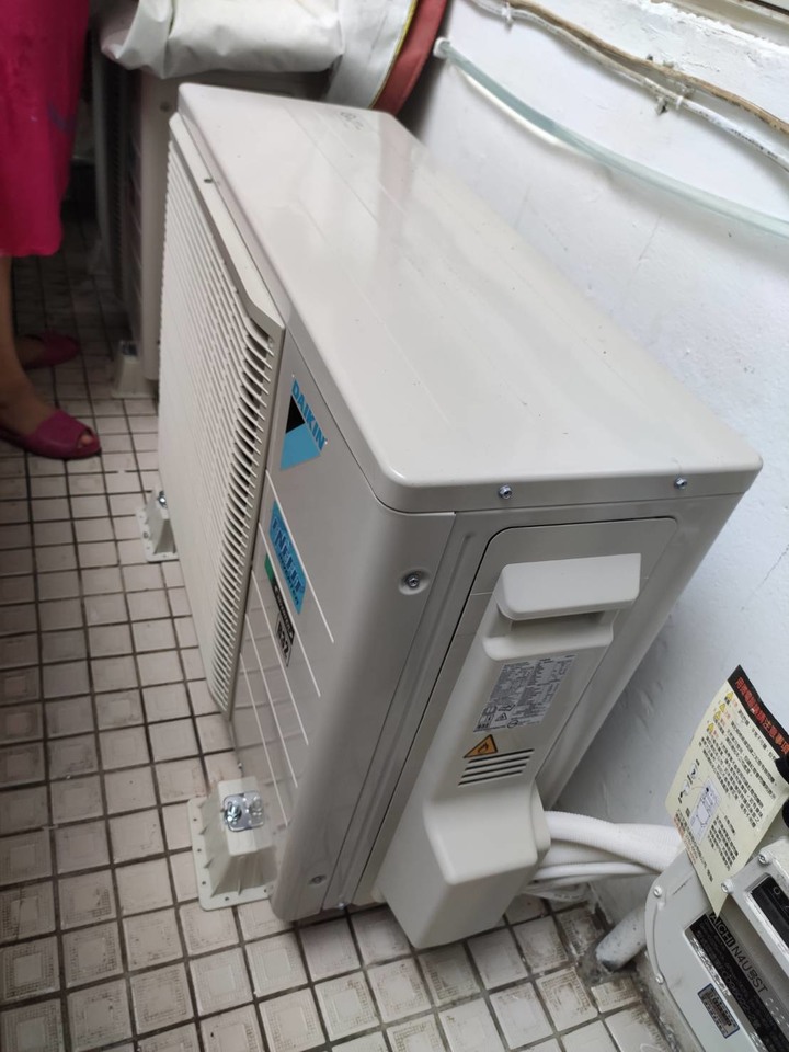 【開箱】大金DAIKIN 6坪 變頻冷暖一對一分離式冷氣經典系列 RHF40EVLT