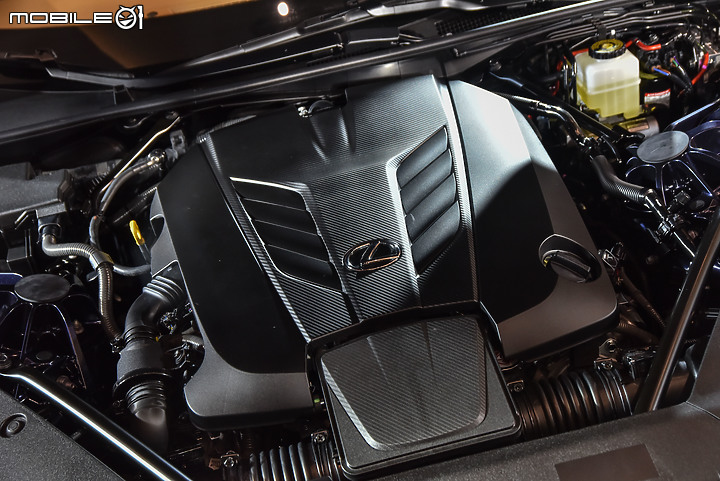 【採訪】Lexus LC Convertible敞篷版國內發表,搭載5.0升V8動力自588萬元起!