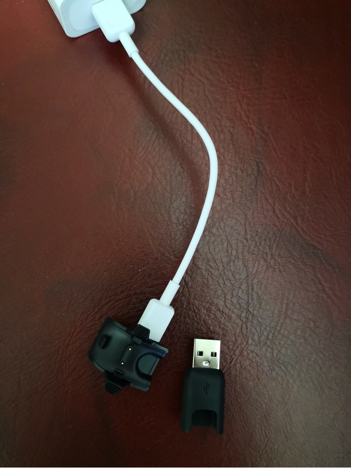 MAYBE是有GPS最便宜的智能手環