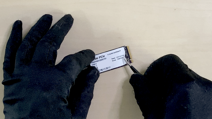 Teamgroup MP33 平價 PCIe SSD 實測讀取近 2000MB/s！