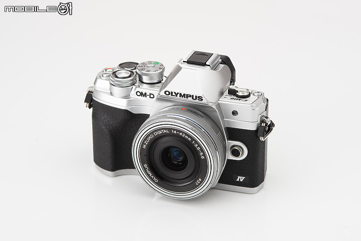 Olympus E-M10 Mark IV 輕巧不妥協 性能強化再升級