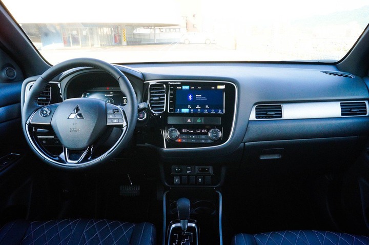 改款前最後王牌!Mitsubishi Outlander S-AWC旗艦型試駕