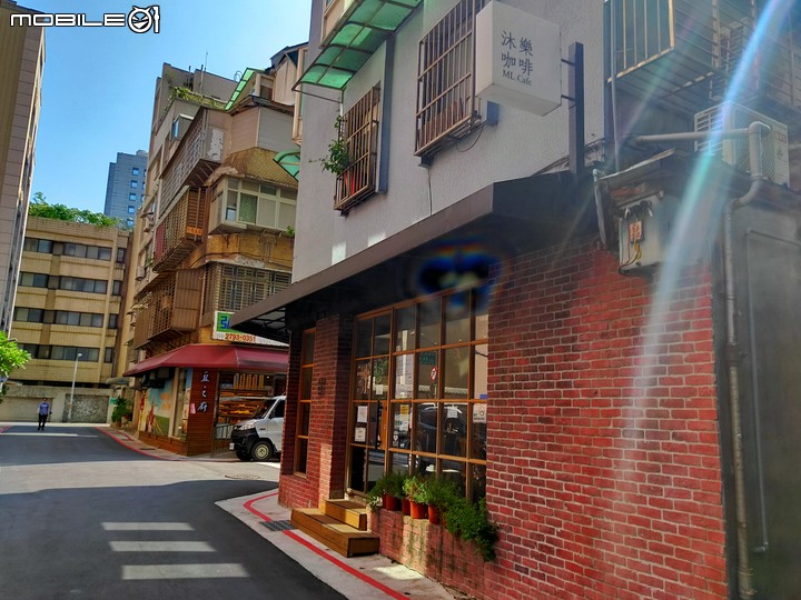 【小惡魔振興劵】台北沐樂咖啡 姐妹們聊八卦的文青店