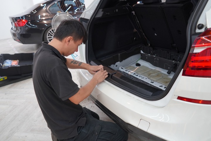 BMW 2AT F45 升級ACC自動跟車 塞車輔助車道維持開箱