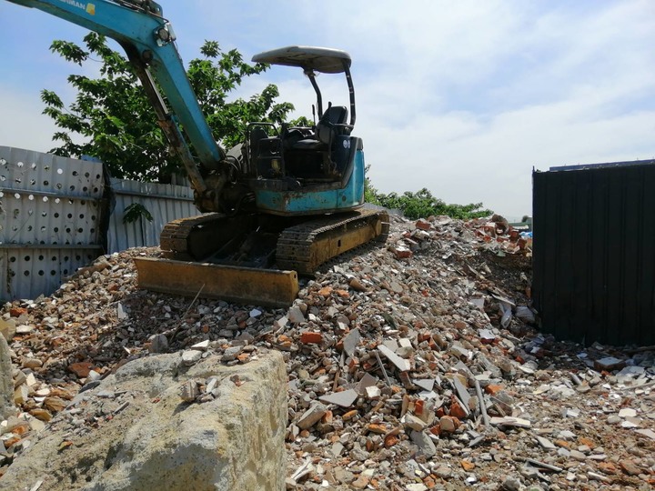 土地承租給工程公司, 被倒廢土倒磁磚有法子可解決嗎?