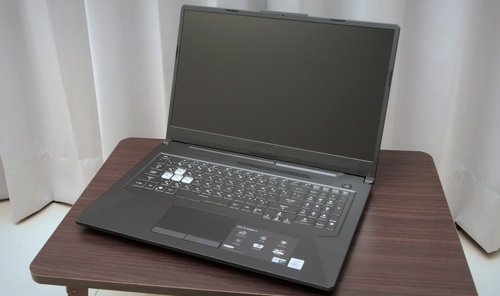 移動大視界 ASUS TUF GAMING F17 FX706LI 開箱