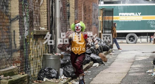 【專業影評】《小丑》:是「joker」病態,還是我們的世界太瘋狂?