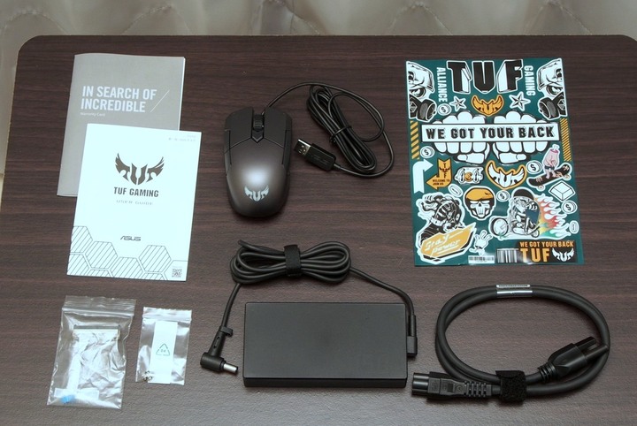 移動大視界 ASUS TUF GAMING F17 FX706LI 開箱