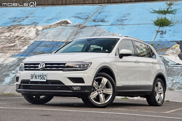RAV4 / Kuga / Forester / Sportage / Tiguan 集體評比 四驅型 SUV 全面考驗!