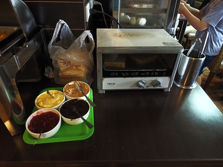 【小惡魔振興券】安一大飯店 與 印地安平價活海鮮 — 老狗的夏天「偽出國」行旅 — Day 1-2 抵達澎湖