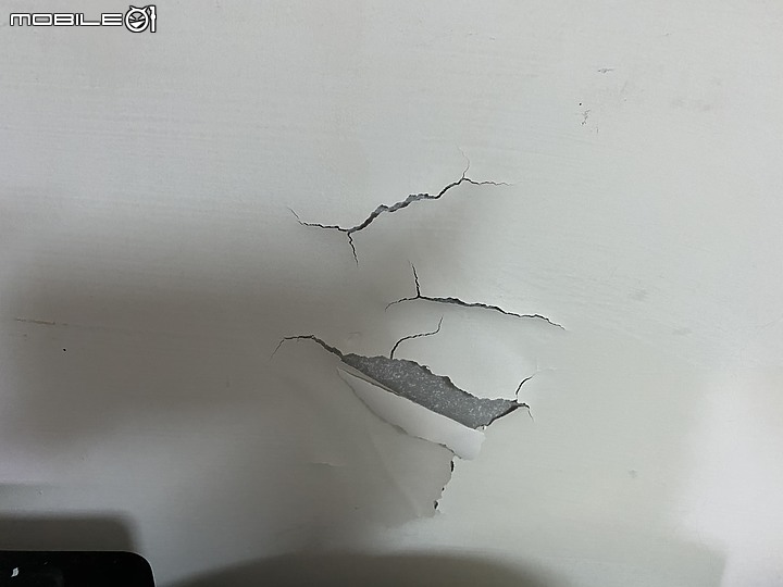 這是壁癌？