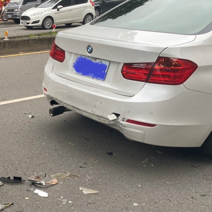 bmw烤漆及板金大約為休會要多少錢