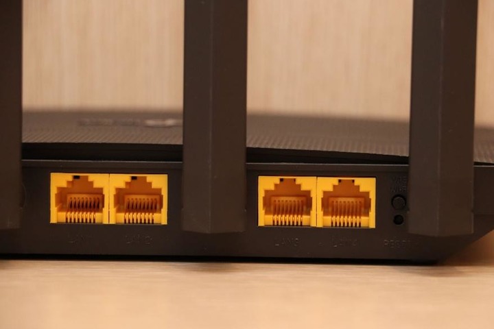 AC1200和AC1900路由器到底買哪個?  TP-Link Archer C80 AC1900 無線Wi-Fi 路由器，開箱