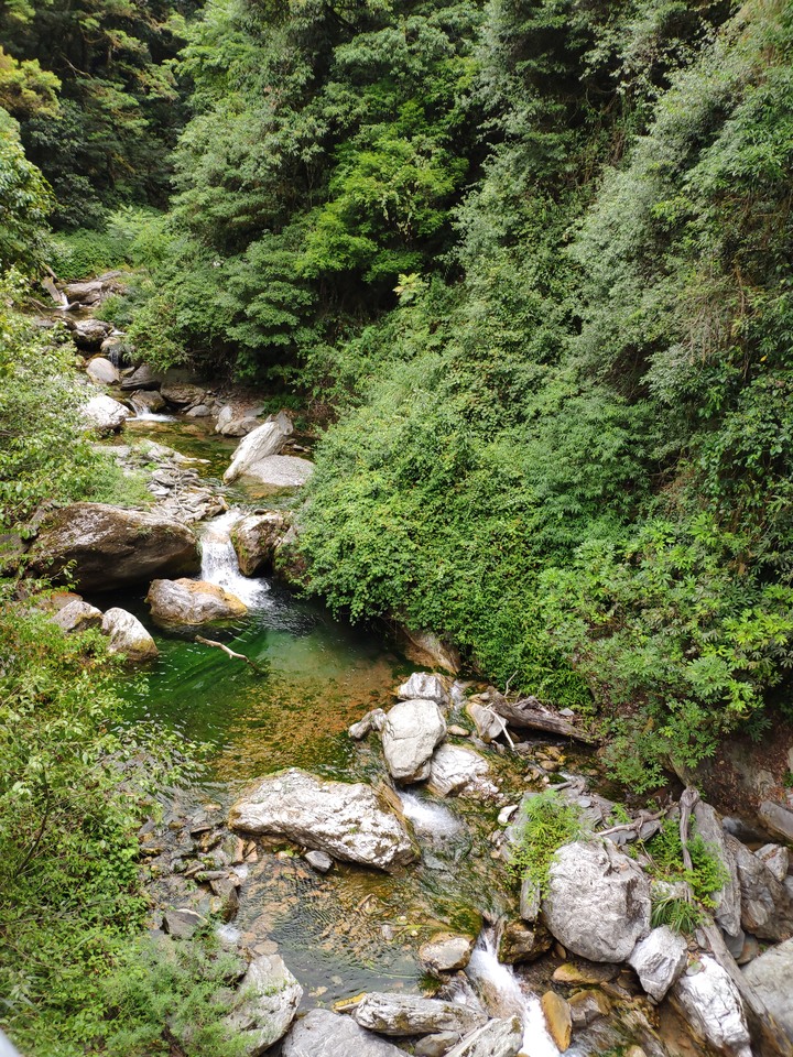 中橫健行(觀雲山莊 - 長春祠，69km)