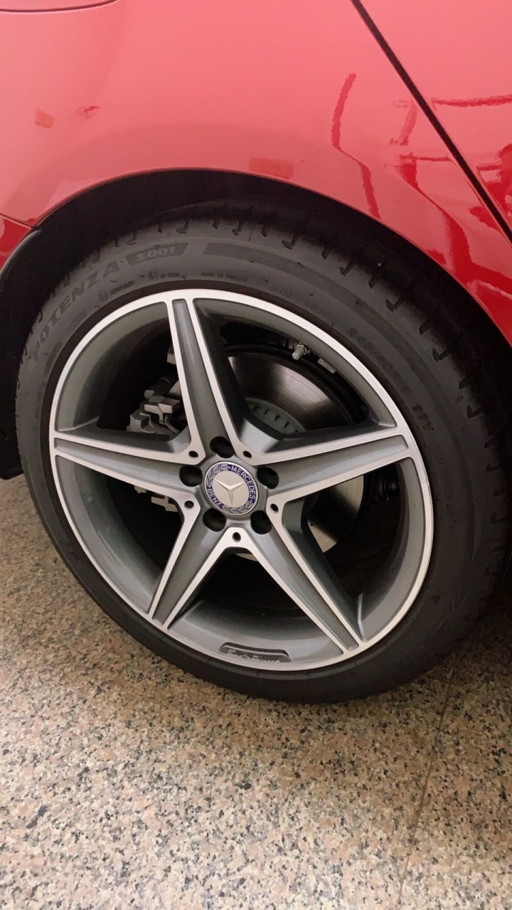 賓士 W205 C250 輪胎噪音