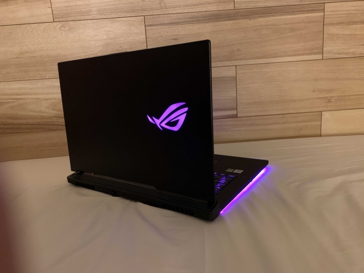最後決定ROG strix scar 17