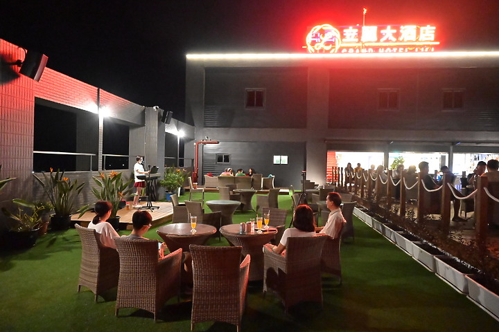 Nikon 24-200mm f/4-6.3台東之旅，立麗大酒店、白玉瀑布、嘎努食堂及龍鳳飯店。