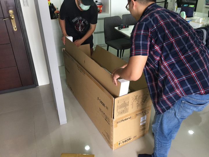 Roland F-140R電鋼琴開箱