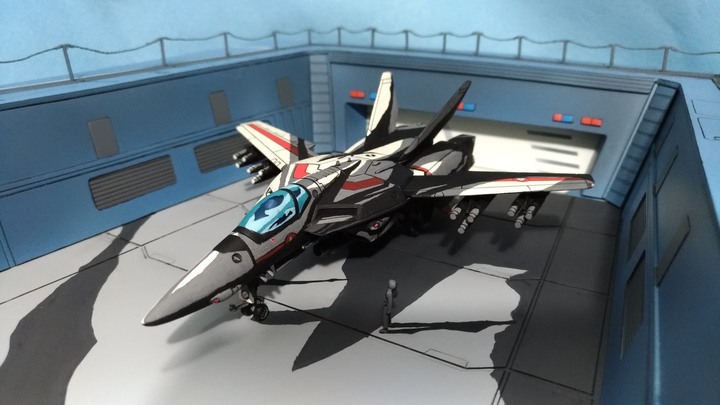 日本神人超時空要塞艦載機 VF-1 Valkyrie 別有風味的模型2D動畫風塗裝技法