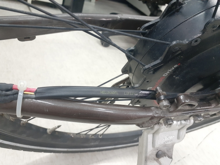 請問go swissdrive馬達電機的驅動訊號