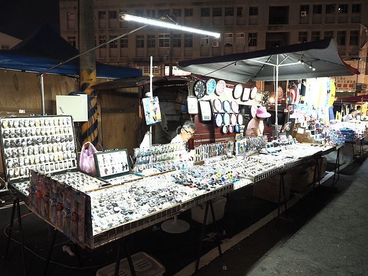 【小惡魔振興券】臺南市 中西區 武聖夜市 — 叱吒風雲36年之夜市傳奇