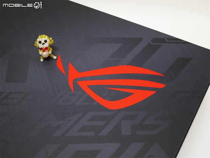 [猴猴看筆電] ROG Strix G15 G512LV多圖分享