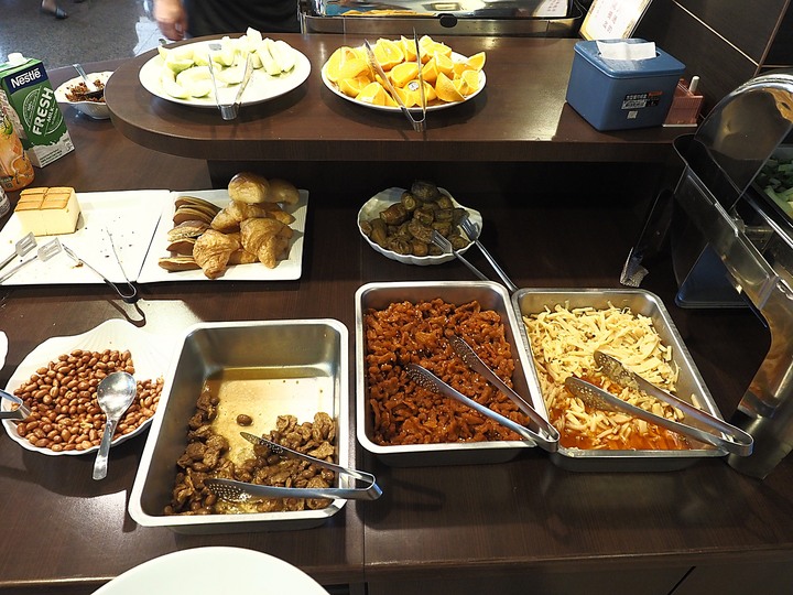 【小惡魔振興券】安一大飯店 與 印地安平價活海鮮 — 老狗的夏天「偽出國」行旅 — Day 1-2 抵達澎湖