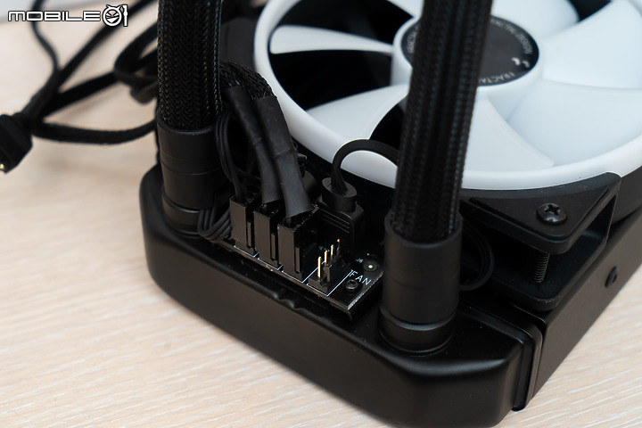 來自北歐寒流的高性能冷卻 Fractal Design Celsius+ S24 Prisma