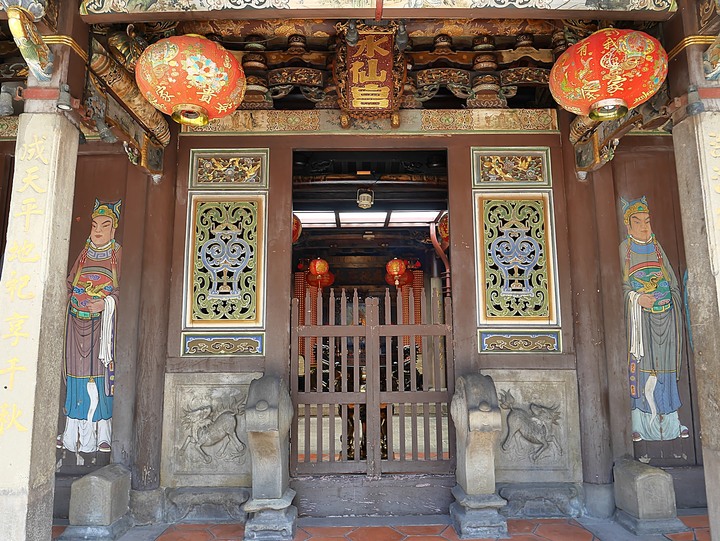 【小惡魔振興券】新竹市 北區 長和宮、水仙宮與北門大街 — 軟身真髮媽祖、雙宮併列奇景、昔日繁華榮景
