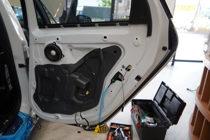 BMW 2AT F45 升級ACC自動跟車 塞車輔助車道維持開箱