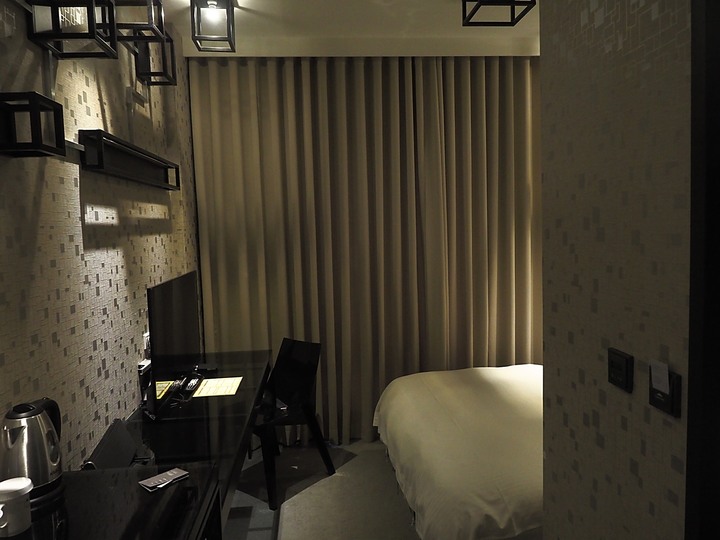 【小惡魔振興券】【住宿分享】The tree house 樹屋旅店 — 位在高雄市區內,六合夜市附近的特色設計旅店