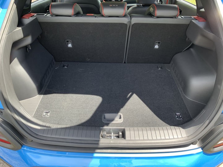 我的業務車kona hybrid微開箱