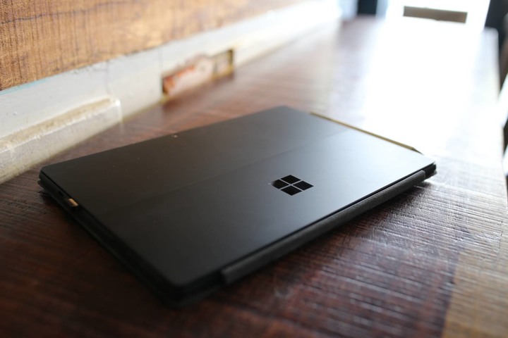 Surface Pro 7 使用兩個月 不說規格來聊使用心得~!