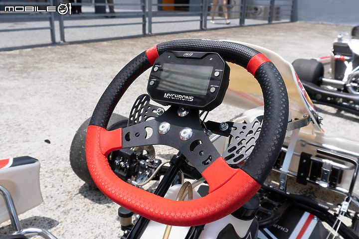 【採訪】F1車手聯名款新車,桃園大魯閣卡丁車場發表Charles Leclerc全新車架!
