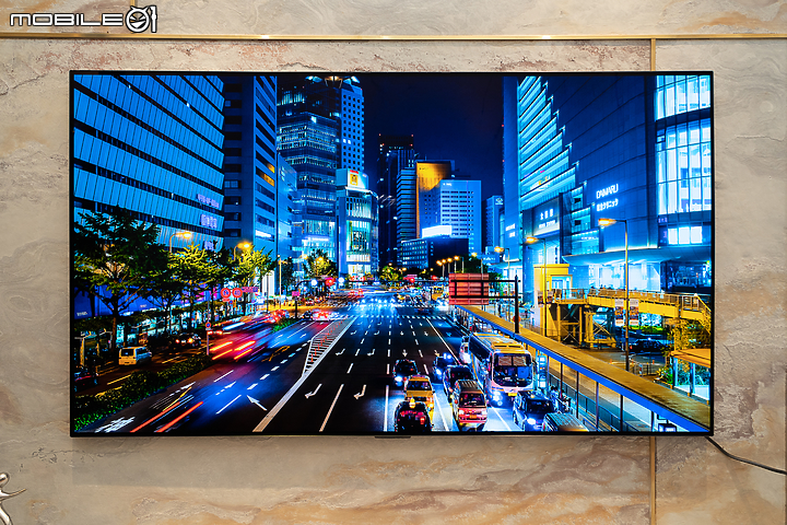 LG GX 系列 OLED 4K AI 語音物聯網電視｜纖薄美型下的智慧影音娛樂！