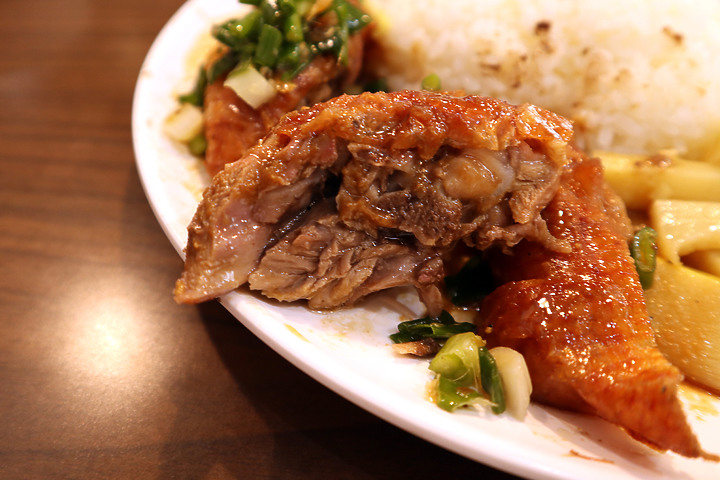 點我看大圖 新竹.吃飽飽|富鴻燒鴨飯|想看它涮涮鍋長什麼樣