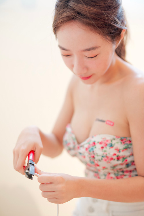 【DIY】更換USB插座其實不難，就讓小妹來教你吧！