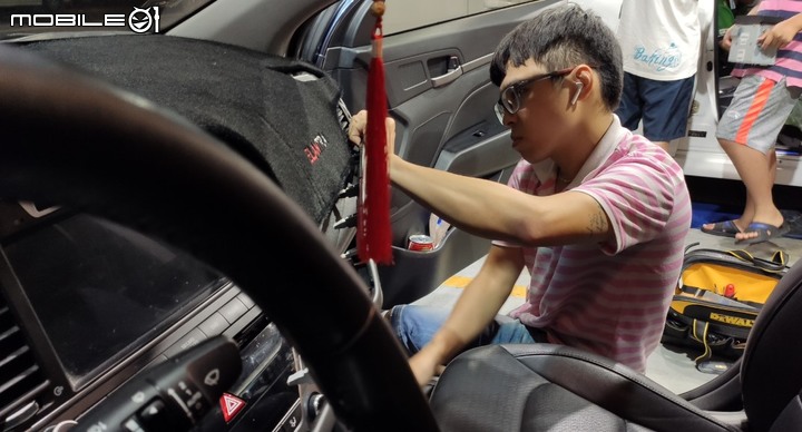 江湖在走，安卓要有 JHY-X27車用多媒體影音主機 ft. HYUNDAI ELANTRA